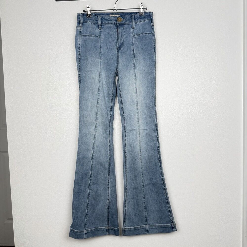 Altar'd State Jeans Blue Light Wash Flared Stretch Denim 27 X 31